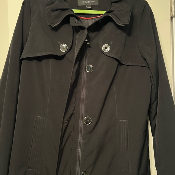 Jones New York Raincoat Excellent condition - Picture 2 of 9